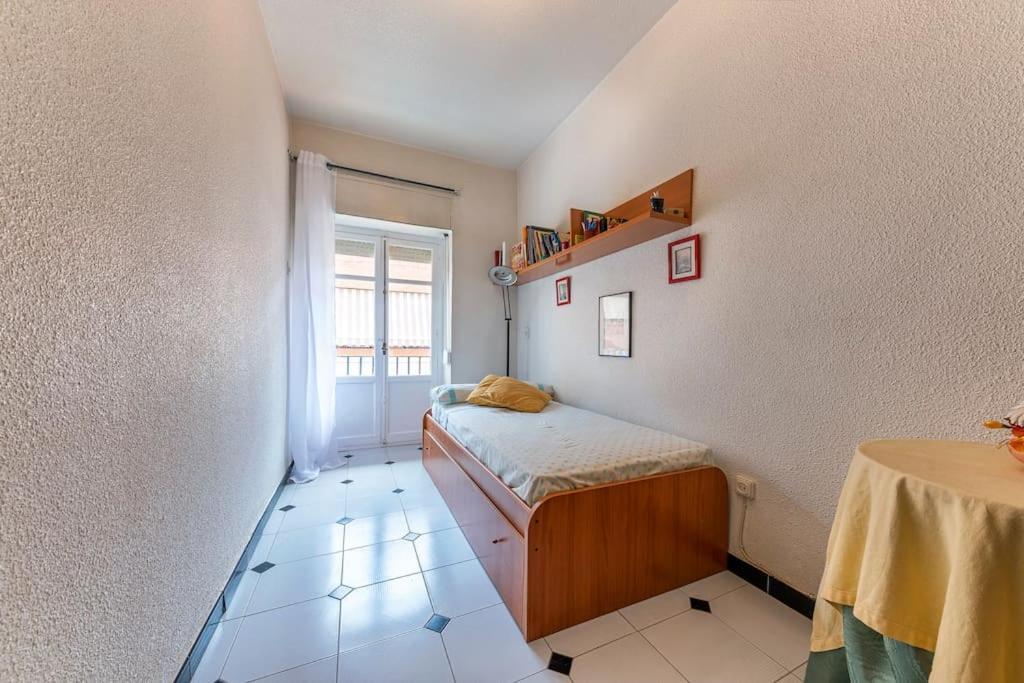 Piso En Pueblo Cerca De La Costa Apartment เอลดา ภายนอก รูปภาพ