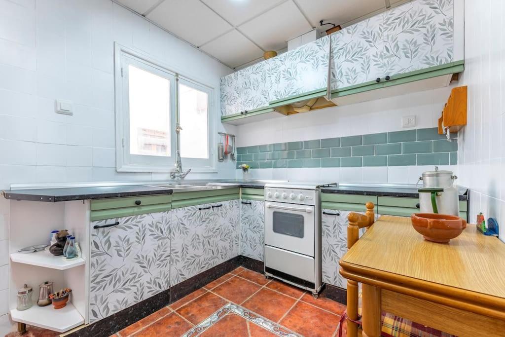 Piso En Pueblo Cerca De La Costa Apartment เอลดา ภายนอก รูปภาพ