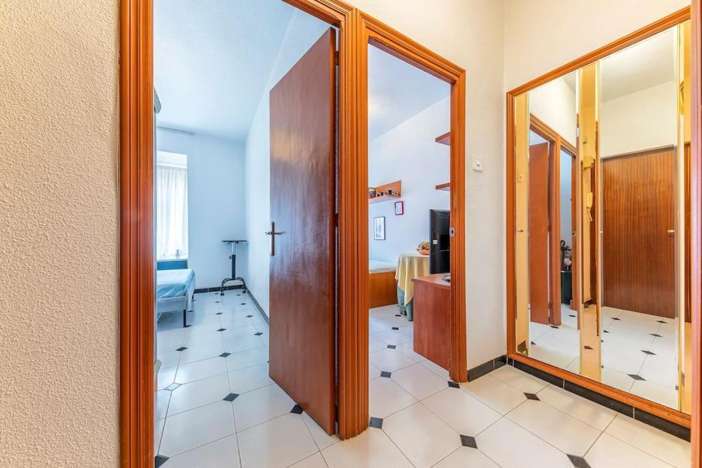 Piso En Pueblo Cerca De La Costa Apartment เอลดา ภายนอก รูปภาพ